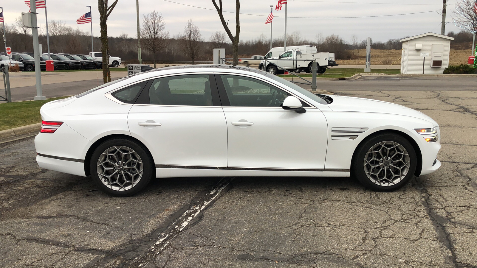 2023 Genesis G80 2.5T 7