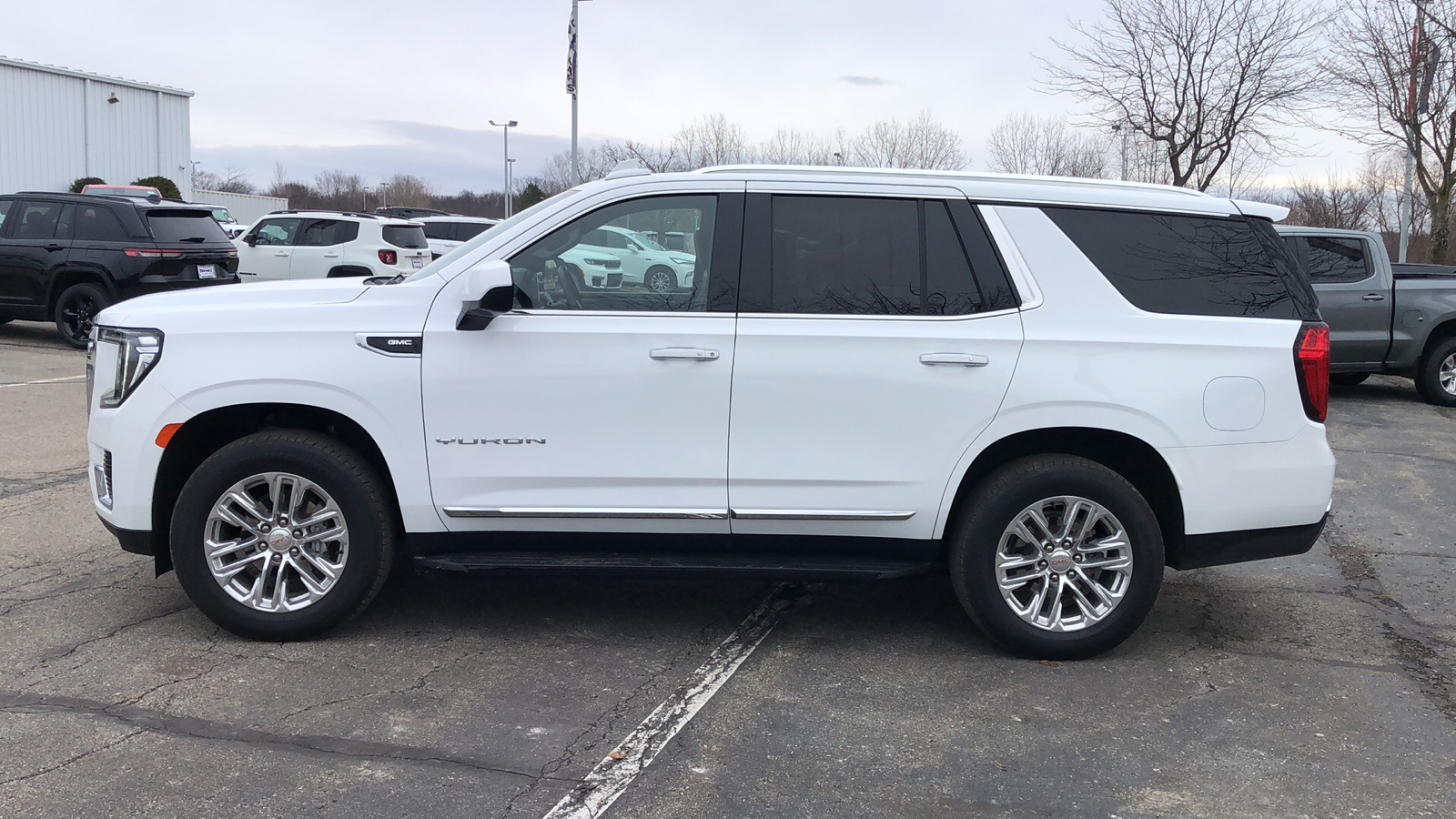 2023 GMC Yukon SLT 4