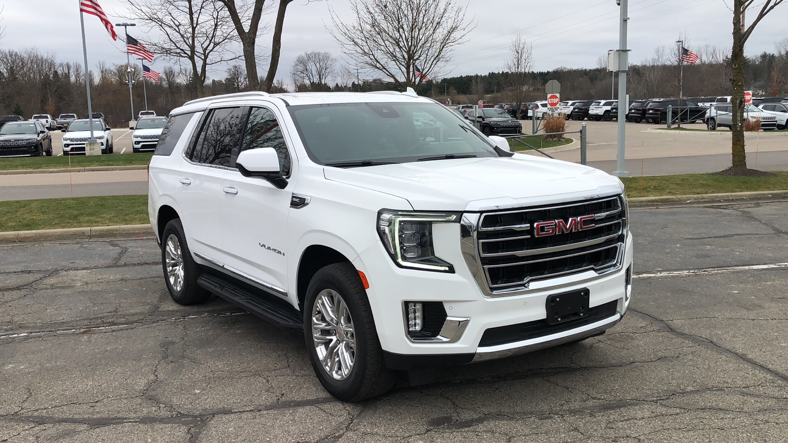 2023 GMC Yukon SLT 9