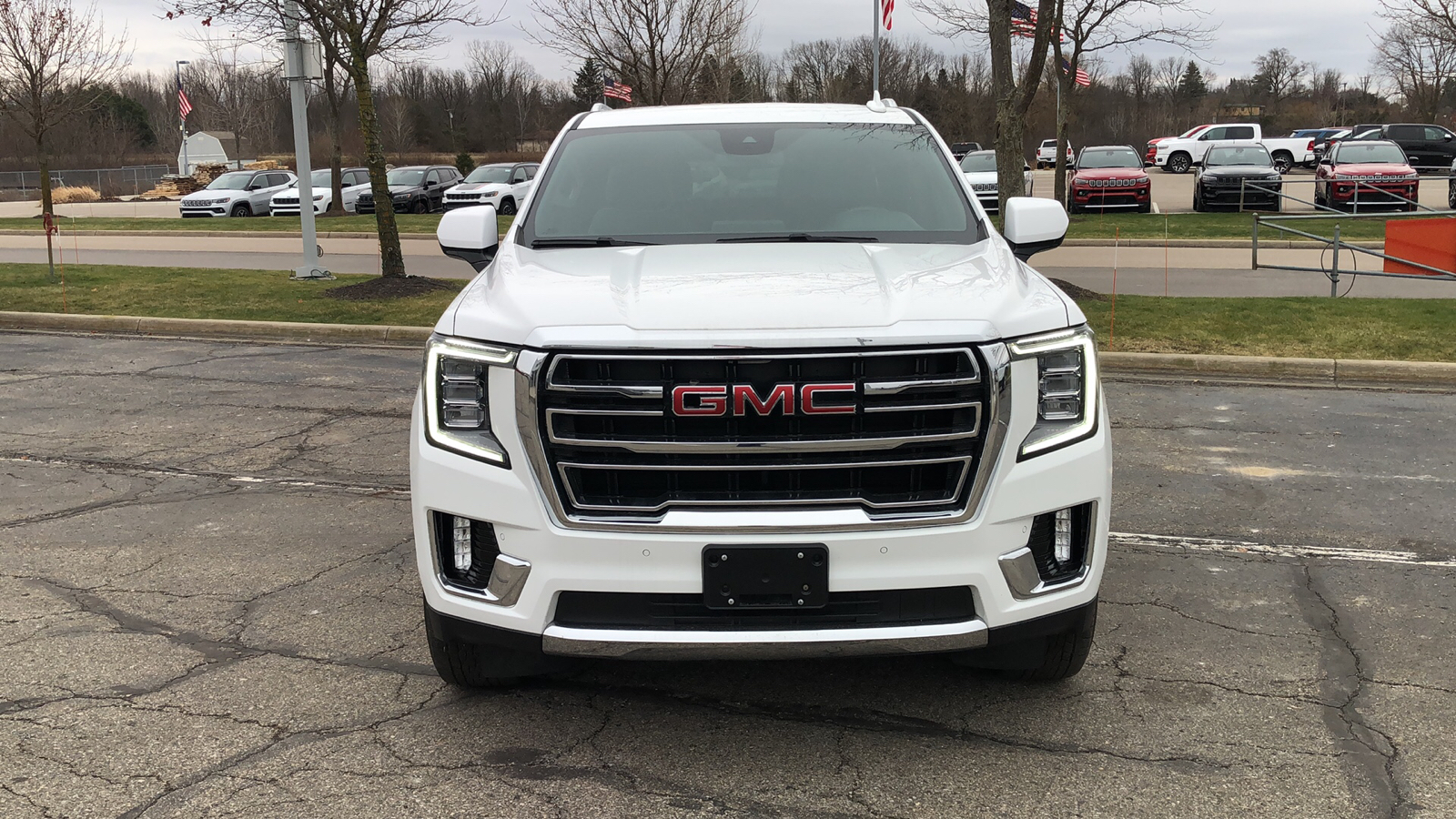 2023 GMC Yukon SLT 10