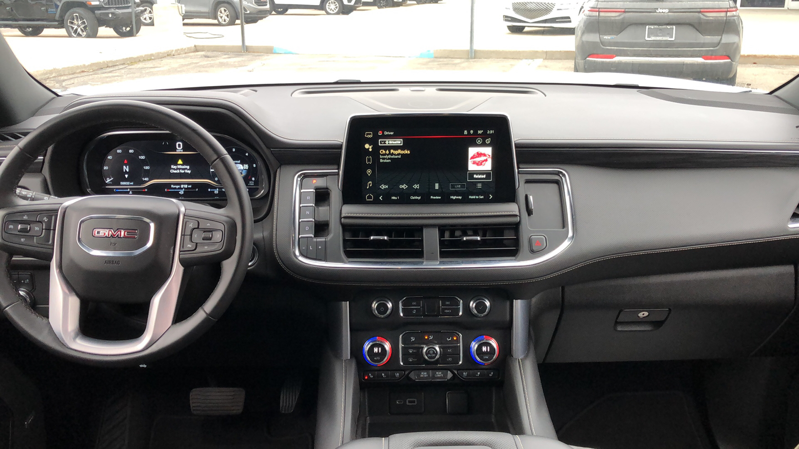 2023 GMC Yukon SLT 28