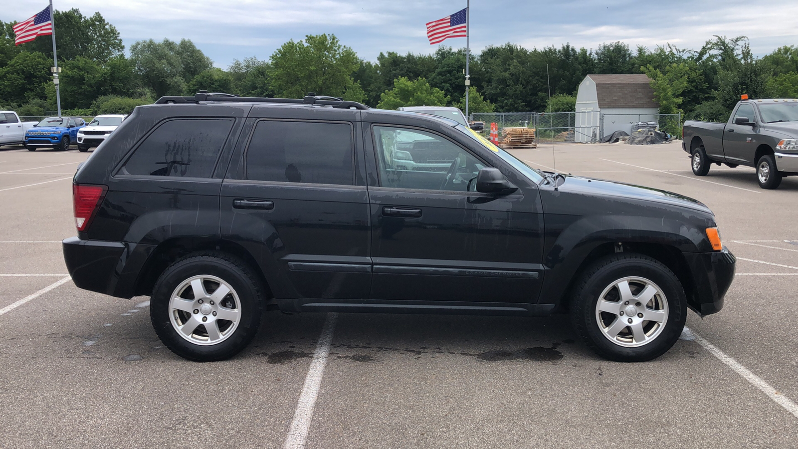 2009 Jeep Grand Cherokee Laredo 7