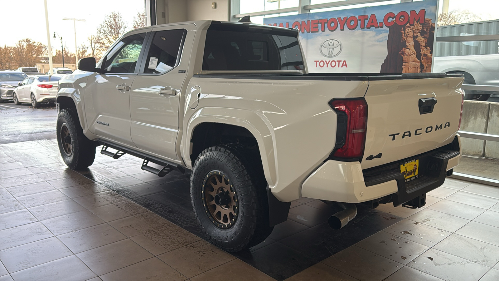 2024 Toyota Tacoma SR5 3