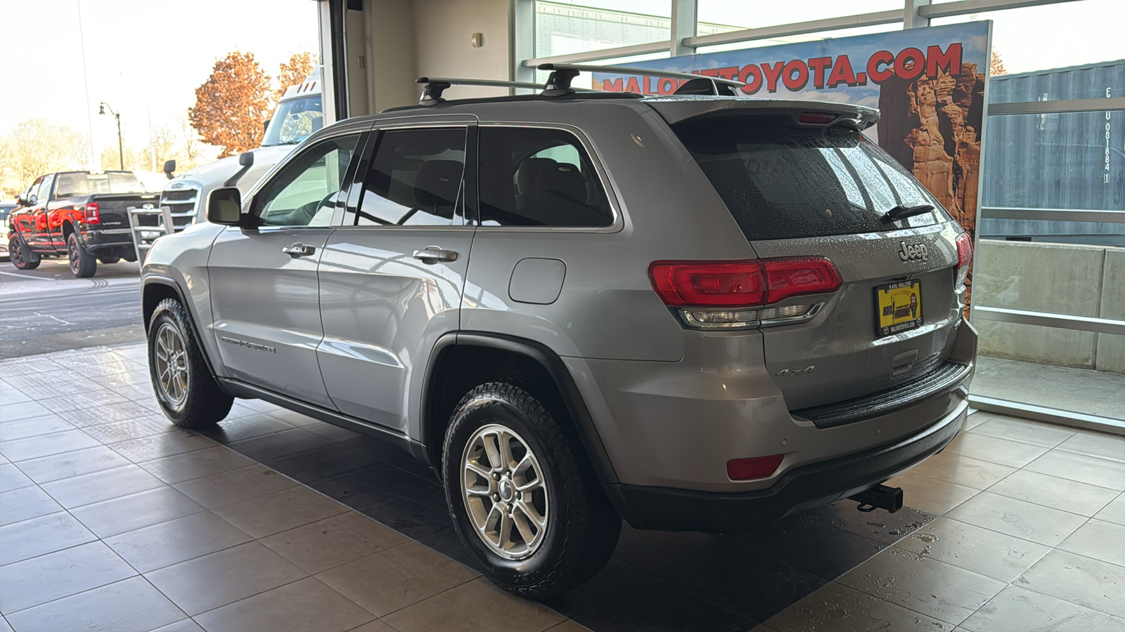 2018 Jeep Grand Cherokee Laredo 4