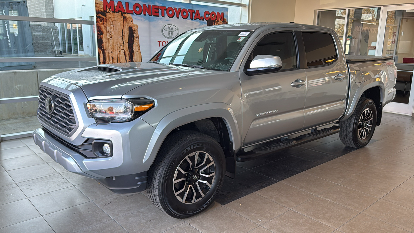 2023 Toyota Tacoma TRD Sport 2