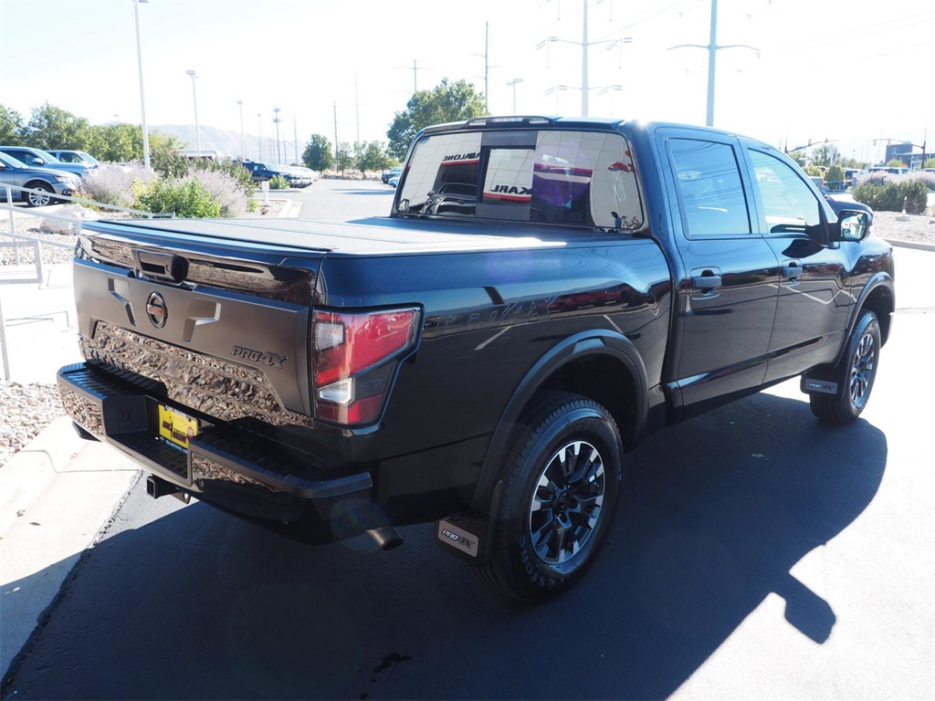 2021 Nissan Titan PRO-4X 5