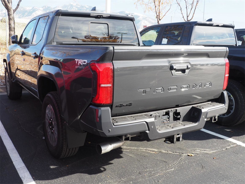 2024 Toyota Tacoma TRD Sport 6