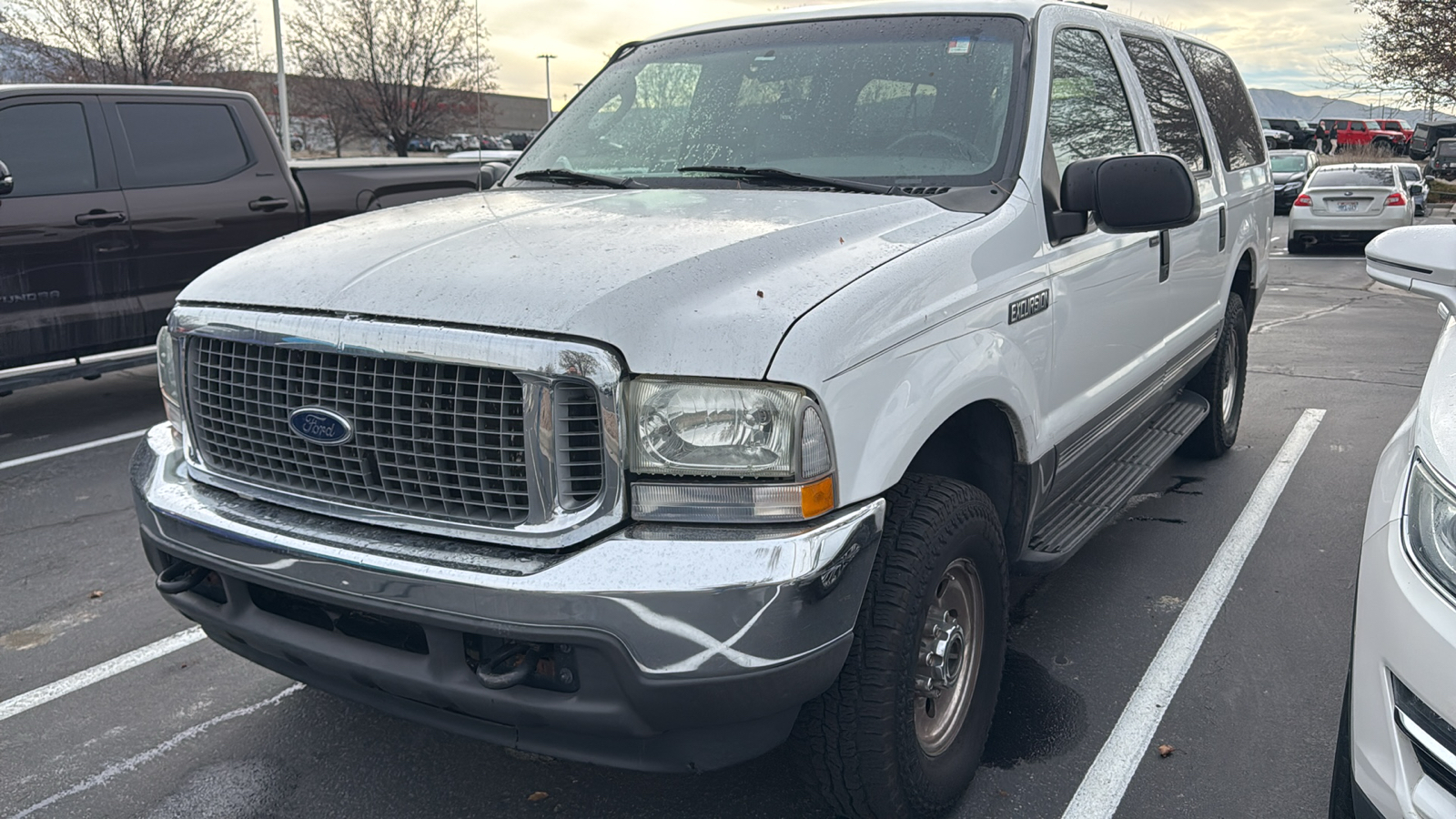 2004 Ford Excursion XLT 2