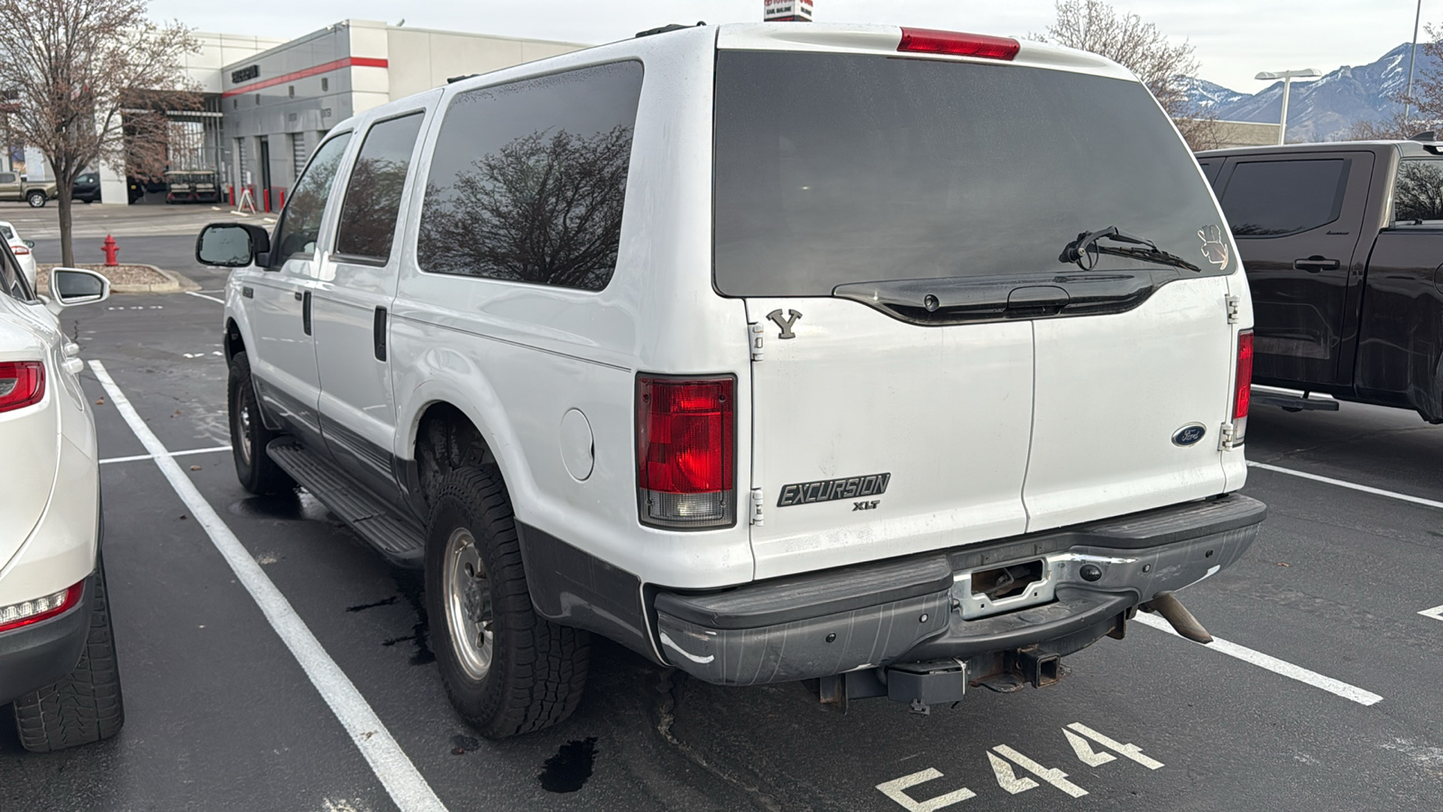 2004 Ford Excursion XLT 3