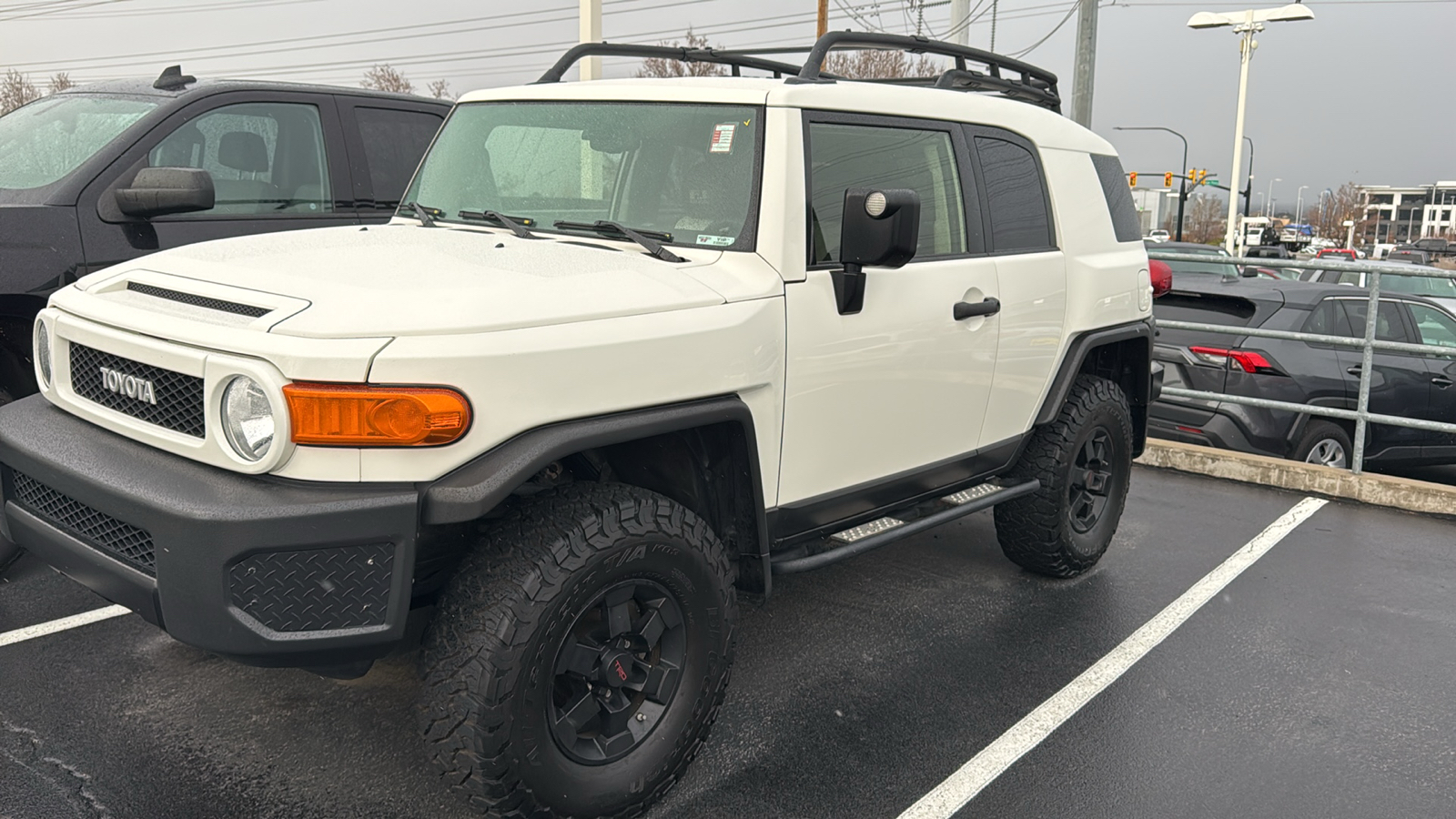 2014 Toyota FJ Cruiser Base 2