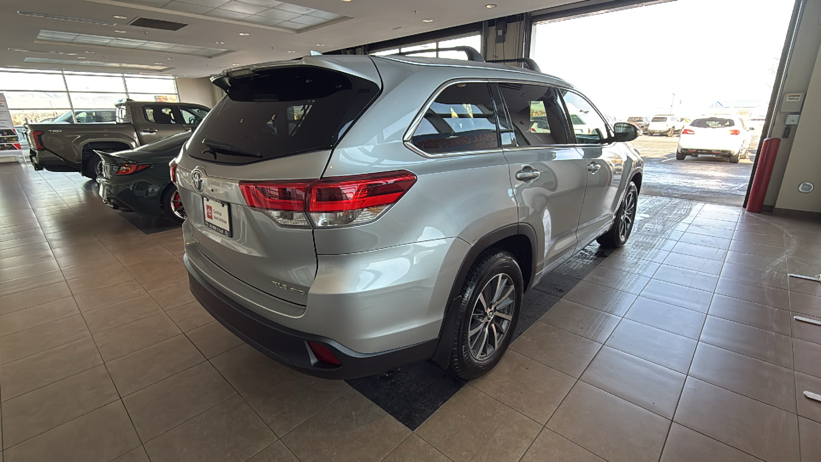 2017 Toyota Highlander XLE 5