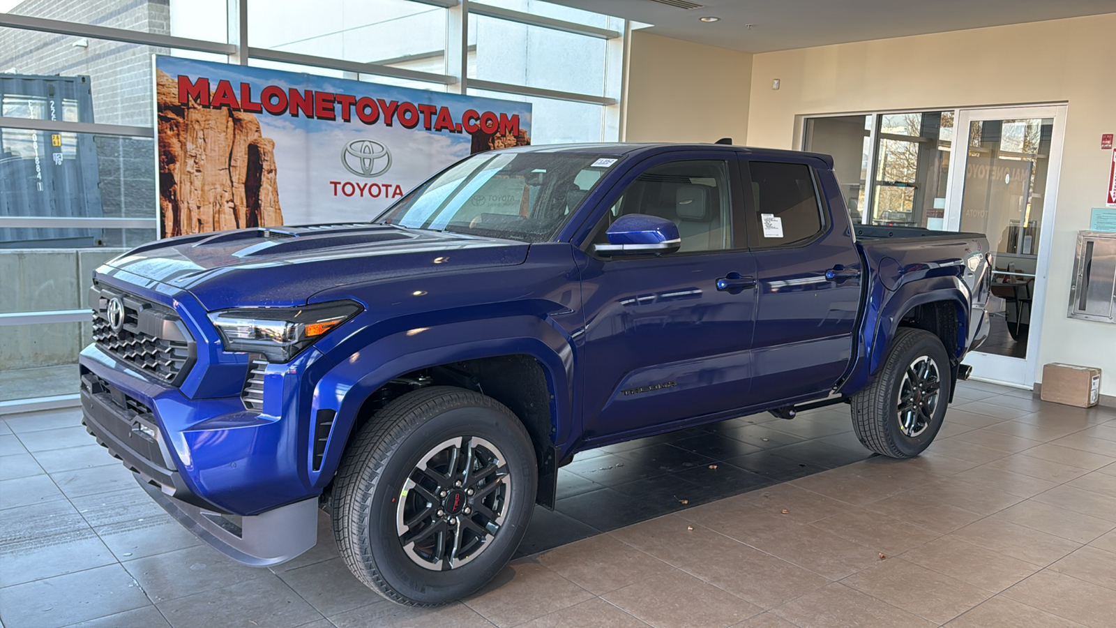 2024 Toyota Tacoma TRD Sport 2