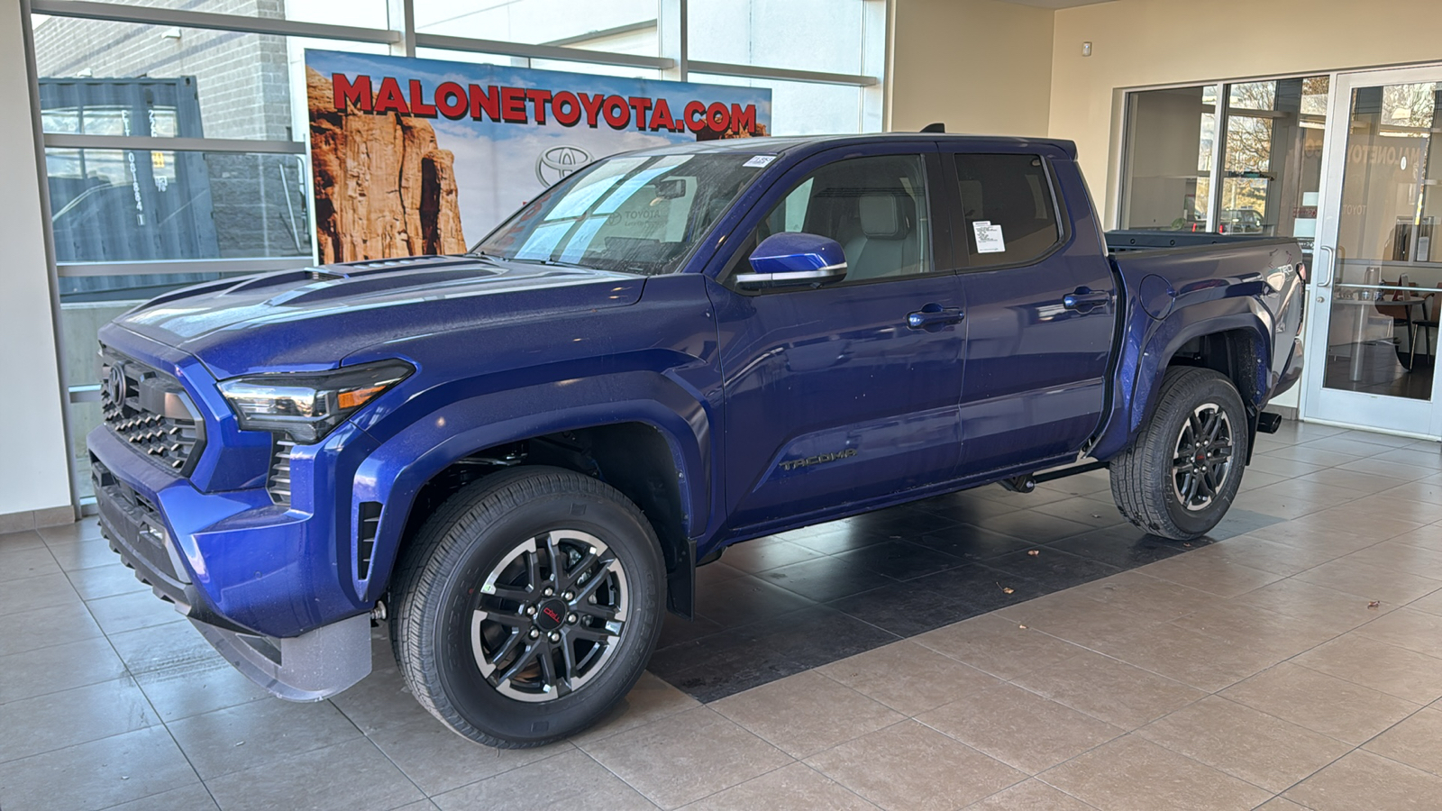 2024 Toyota Tacoma TRD Sport 2