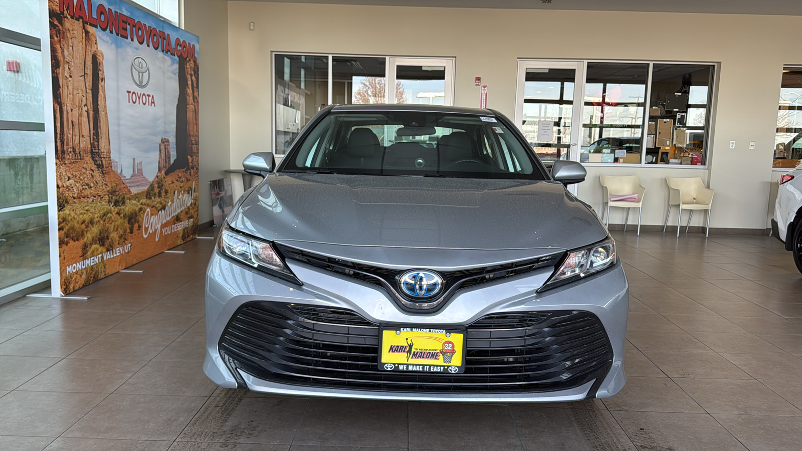 2020 Toyota Camry Hybrid LE 1