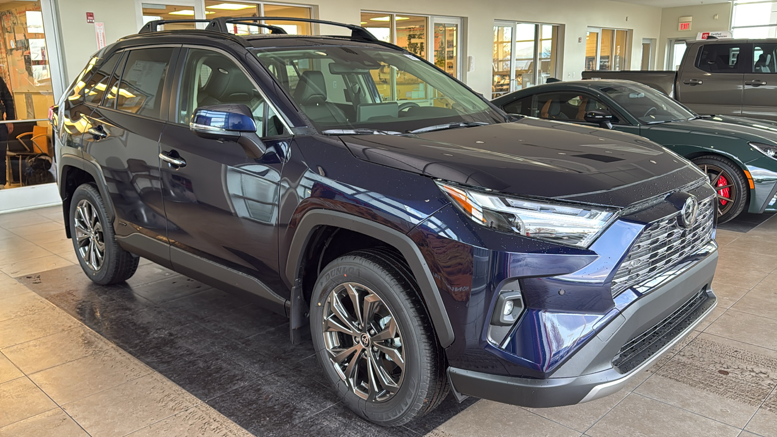 2025 Toyota RAV4 Hybrid Limited 5