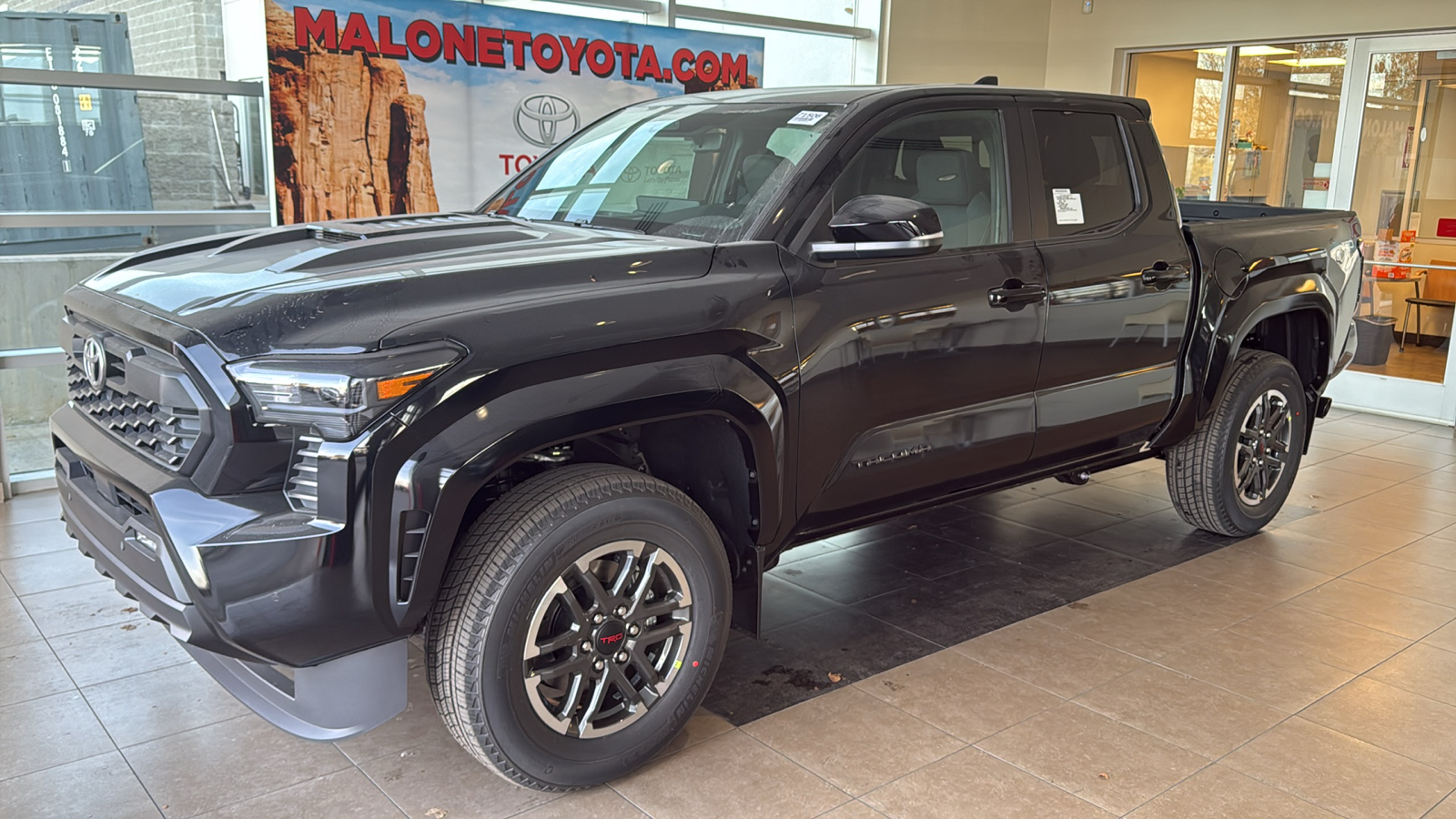 2024 Toyota Tacoma TRD Sport 2