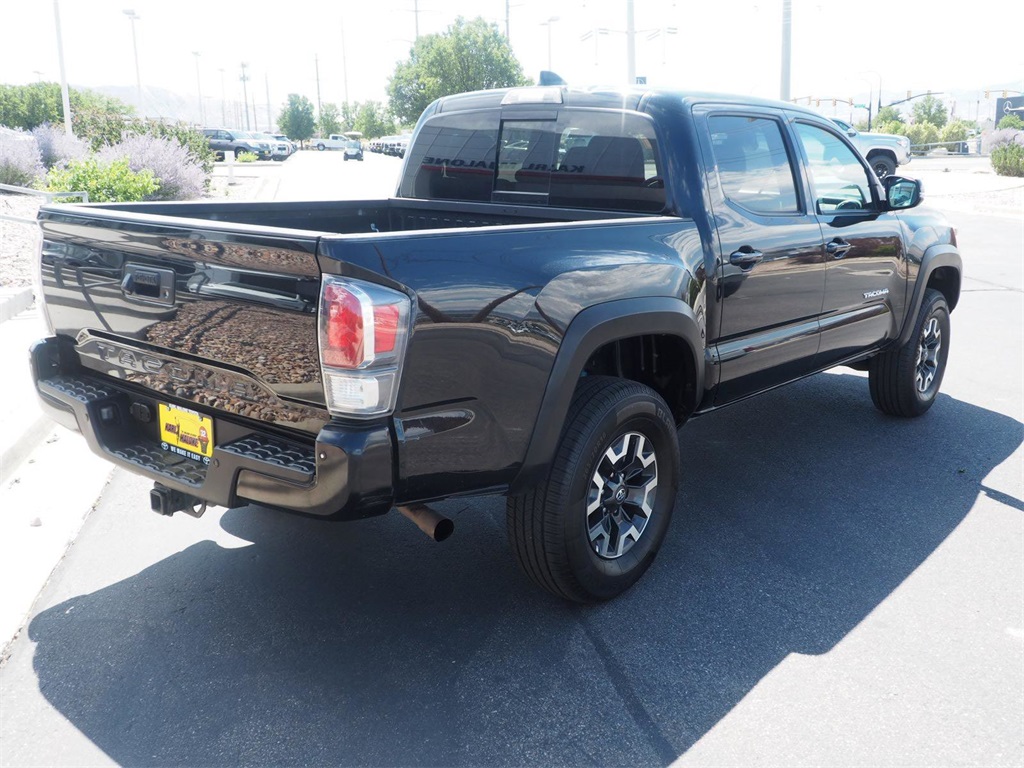 2021 Toyota Tacoma TRD Off-Road 2