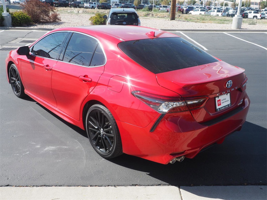 2024 Toyota Camry Hybrid XSE 3