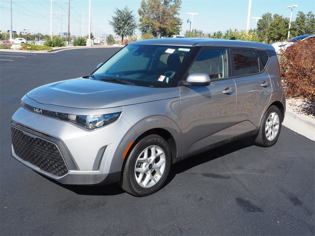 2023 Kia Soul LX 3