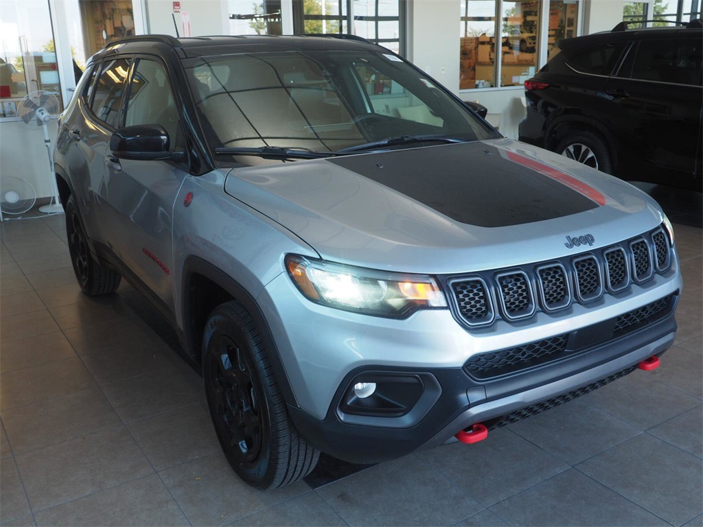 2023 Jeep Compass Trailhawk 4