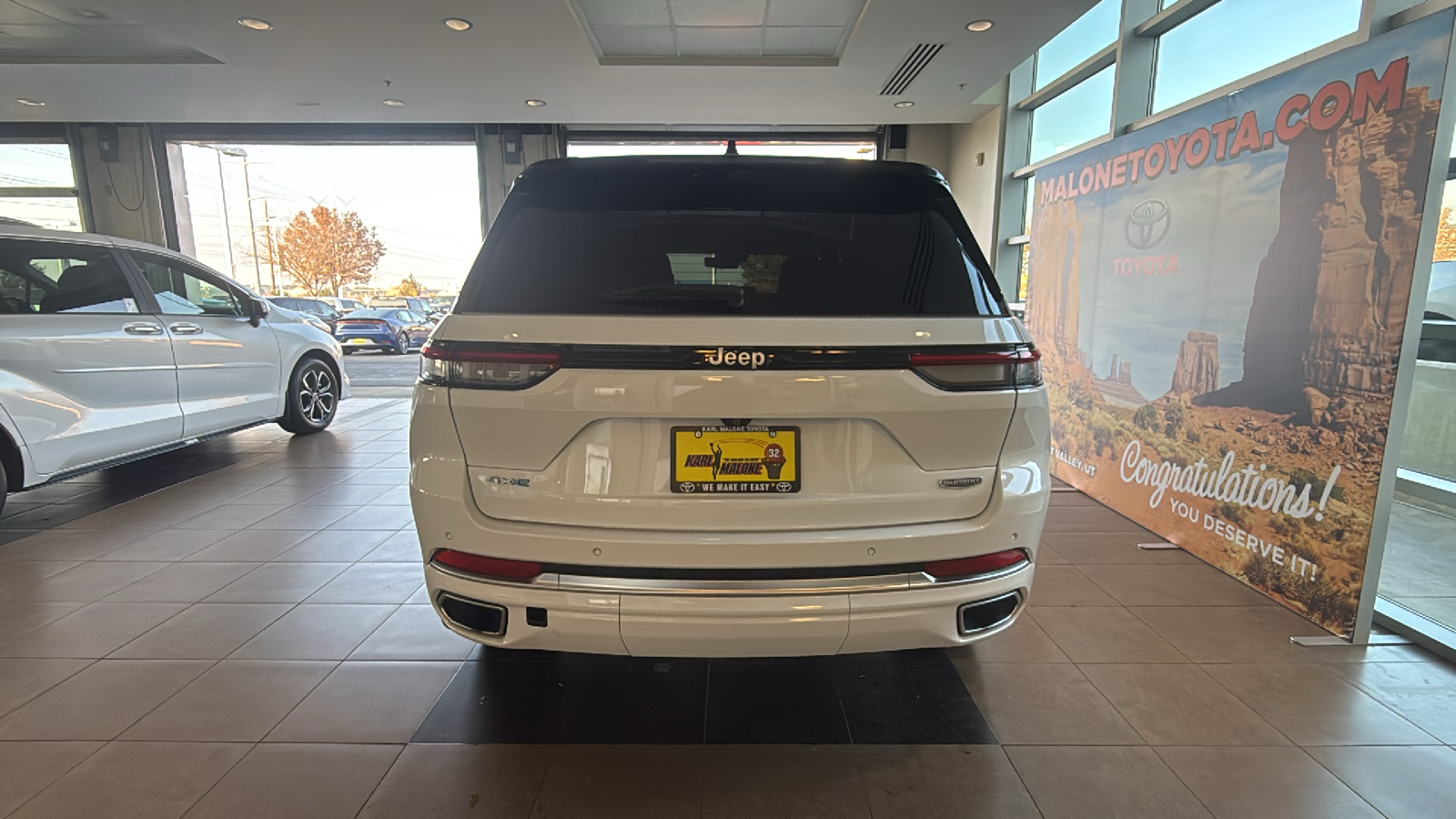 2023 Jeep Grand Cherokee Summit Reserve 4xe 6