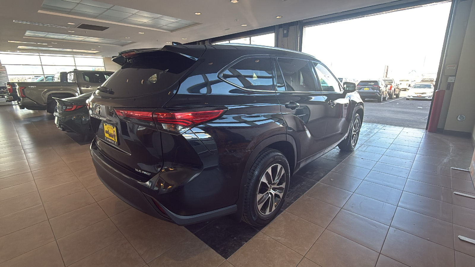 2022 Toyota Highlander XLE 4