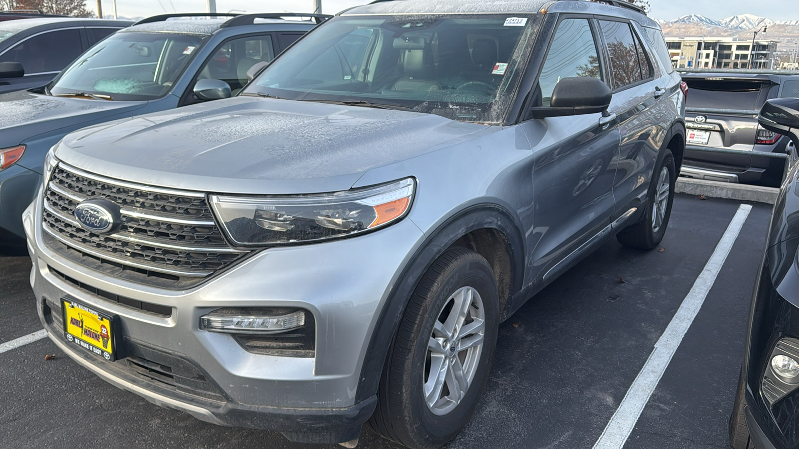 2023 Ford Explorer XLT 2