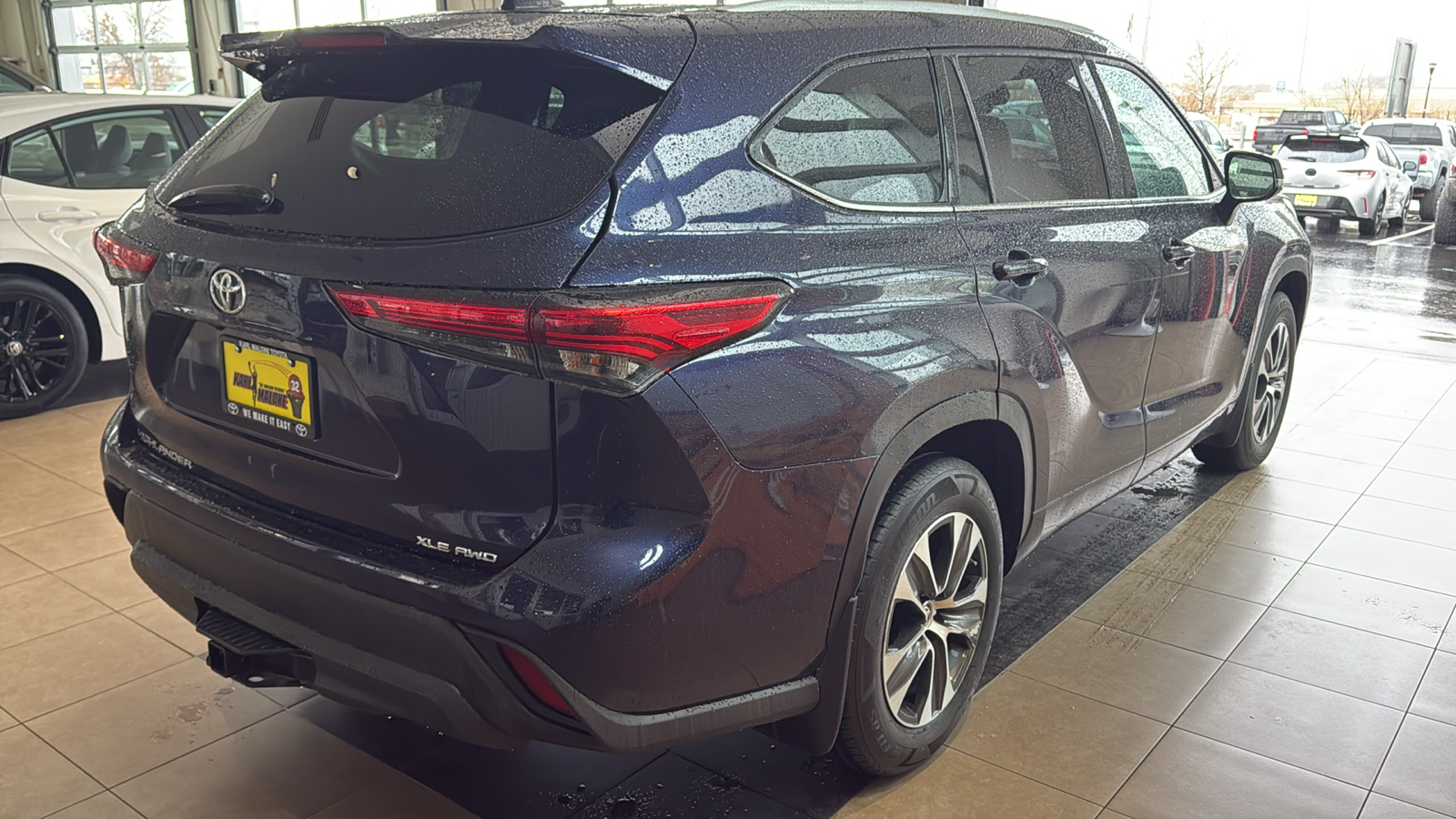 2022 Toyota Highlander XLE 4