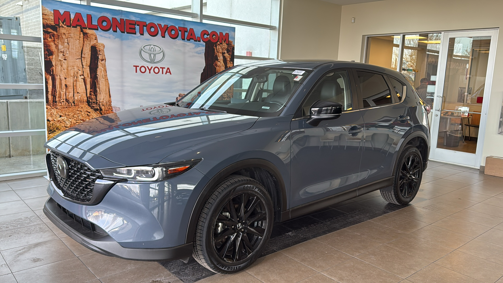 2023 Mazda CX-5 2.5 S Carbon Edition 2