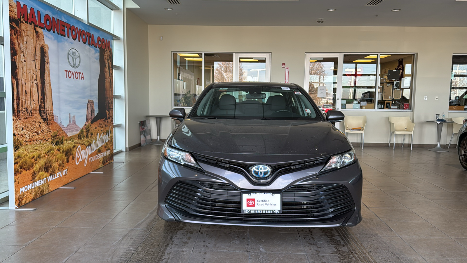 2020 Toyota Camry Hybrid LE 1