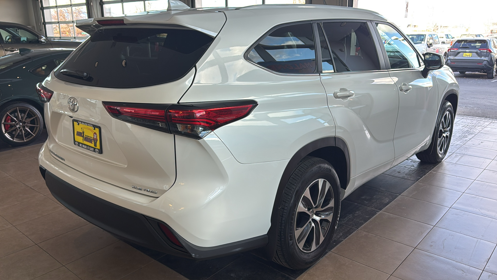 2023 Toyota Highlander XLE 4