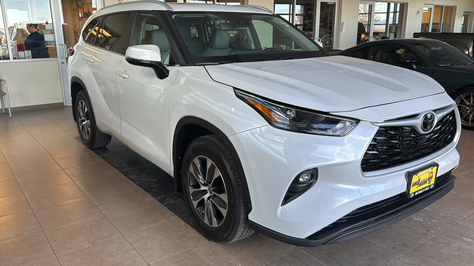 2023 Toyota Highlander XLE 5