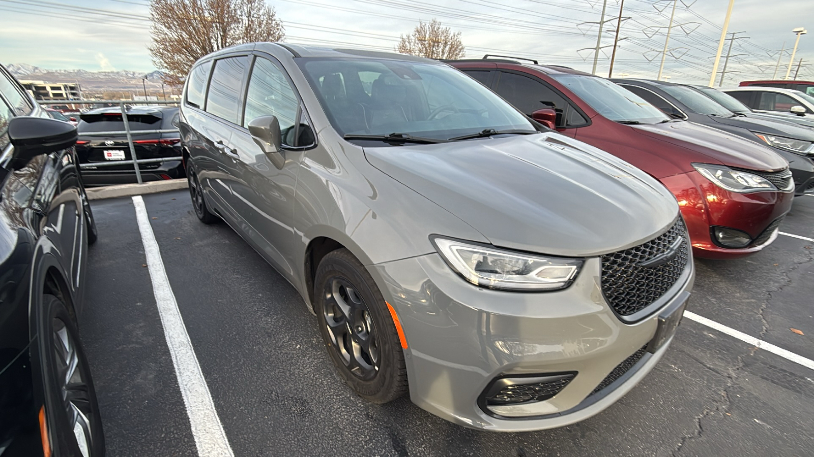 2022 Chrysler Pacifica Hybrid Limited 5