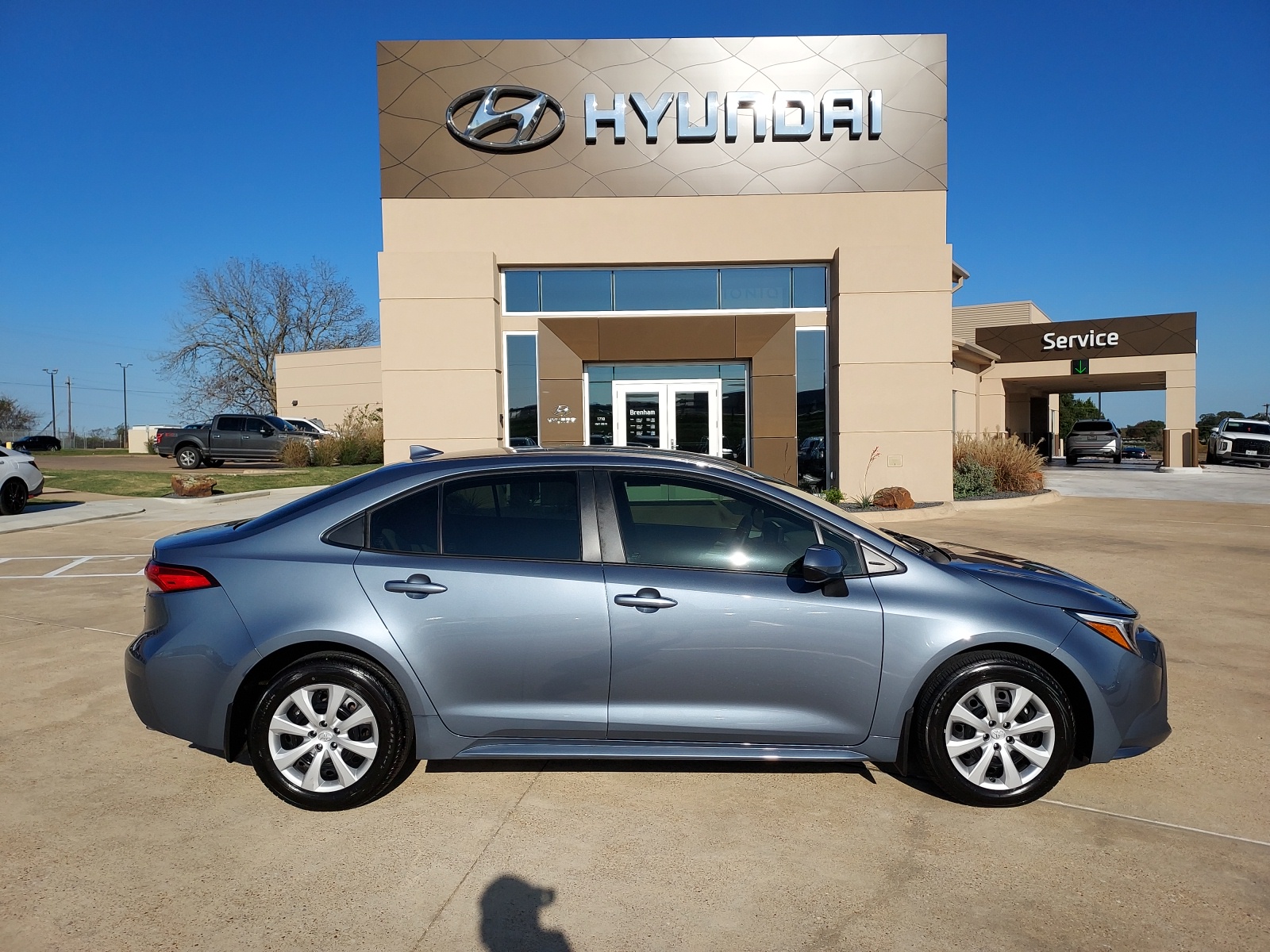 2023 Toyota Corolla Hybrid Hybrid LE 2