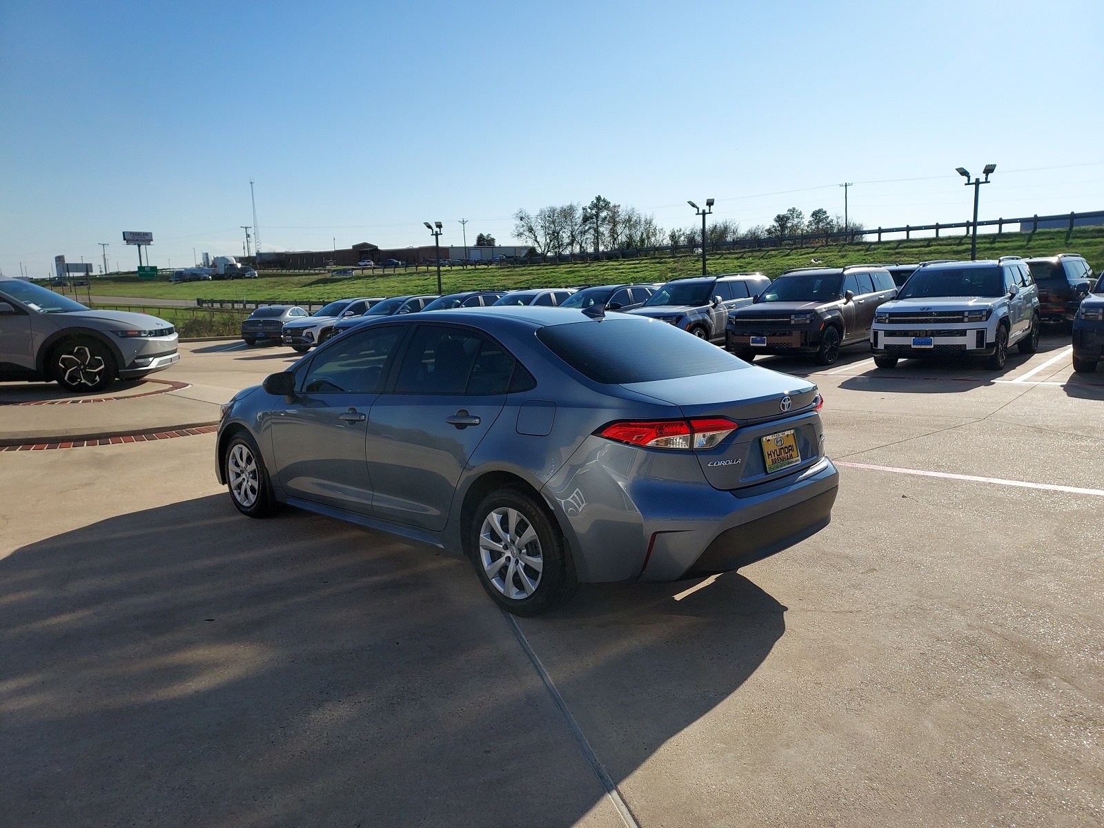 2023 Toyota Corolla Hybrid Hybrid LE 5