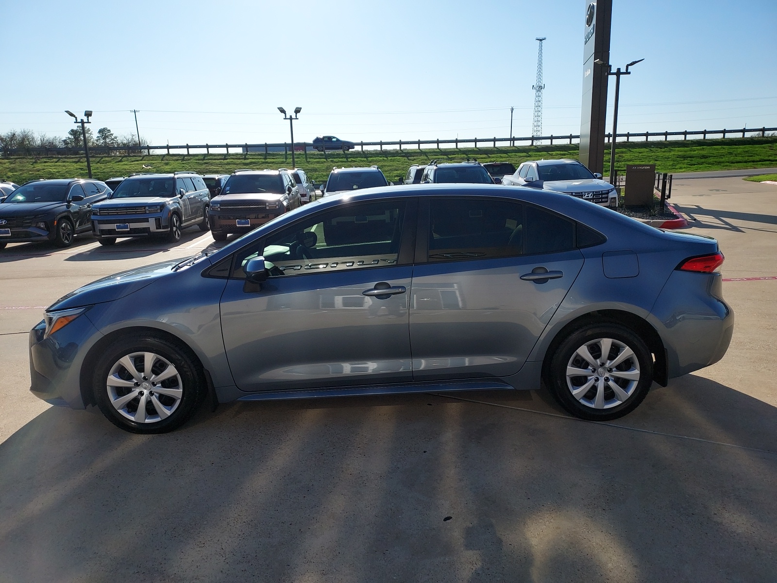 2023 Toyota Corolla Hybrid Hybrid LE 6