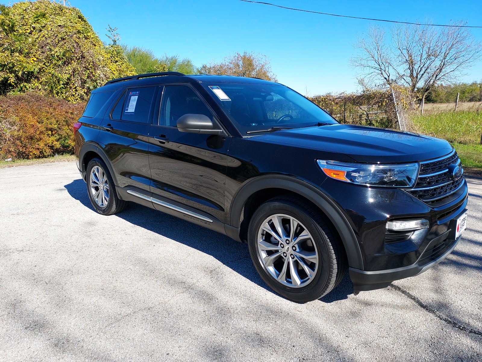 2021 Ford Explorer XLT 1