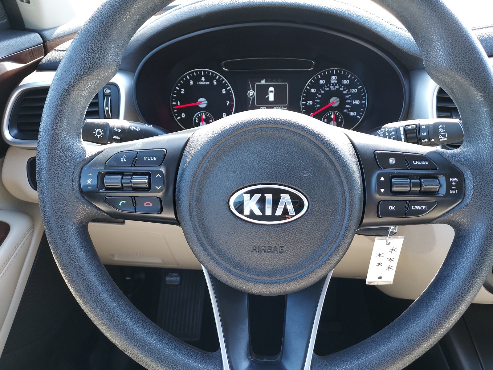 2018 Kia Sorento LX 23