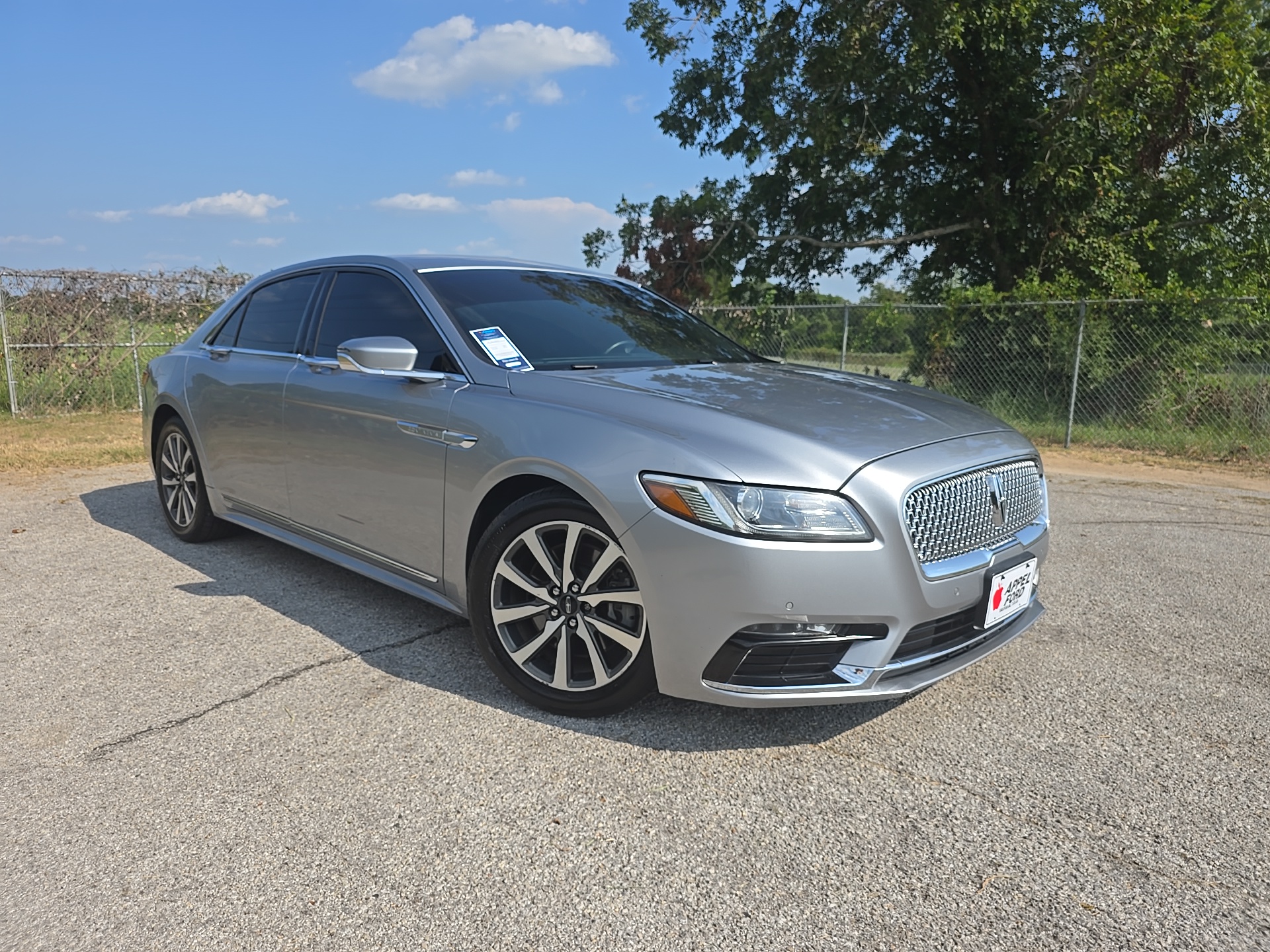 2020 Lincoln Continental Standard 1