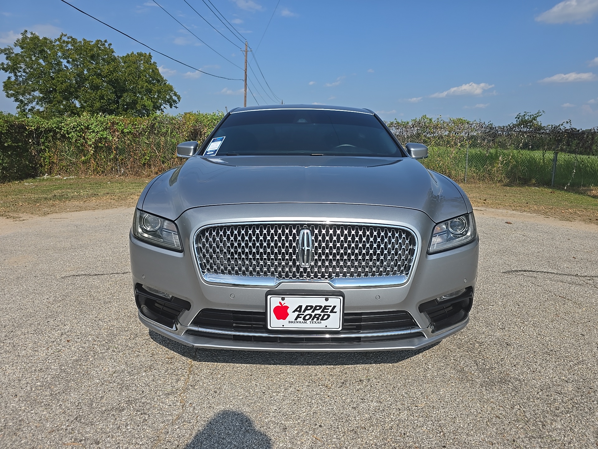 2020 Lincoln Continental Standard 2