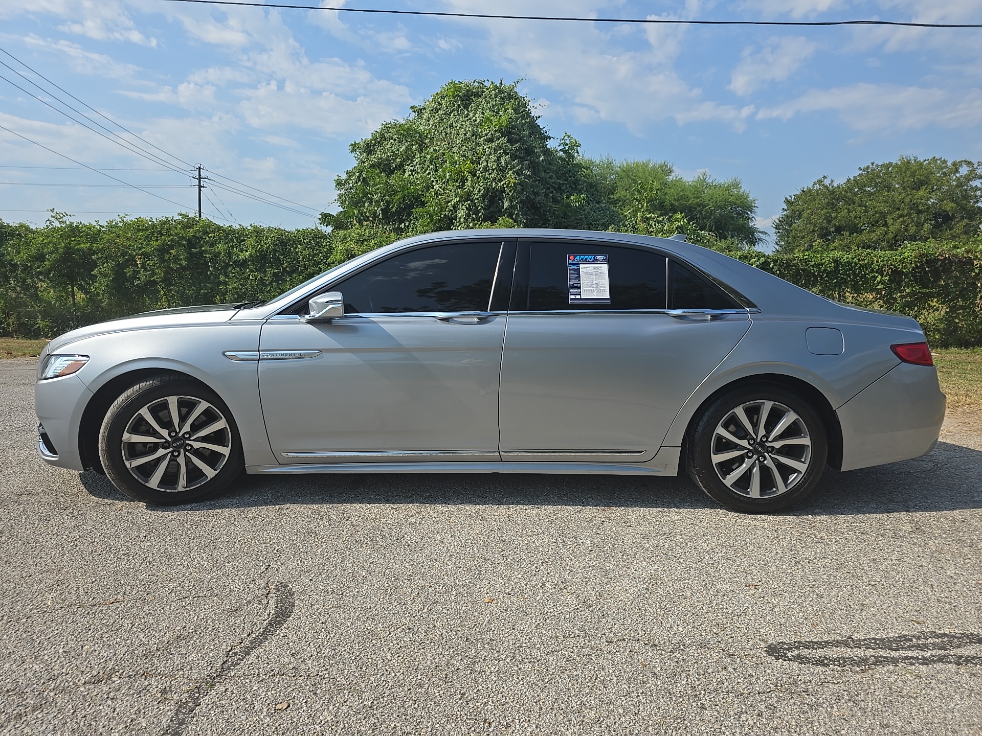 2020 Lincoln Continental Standard 4