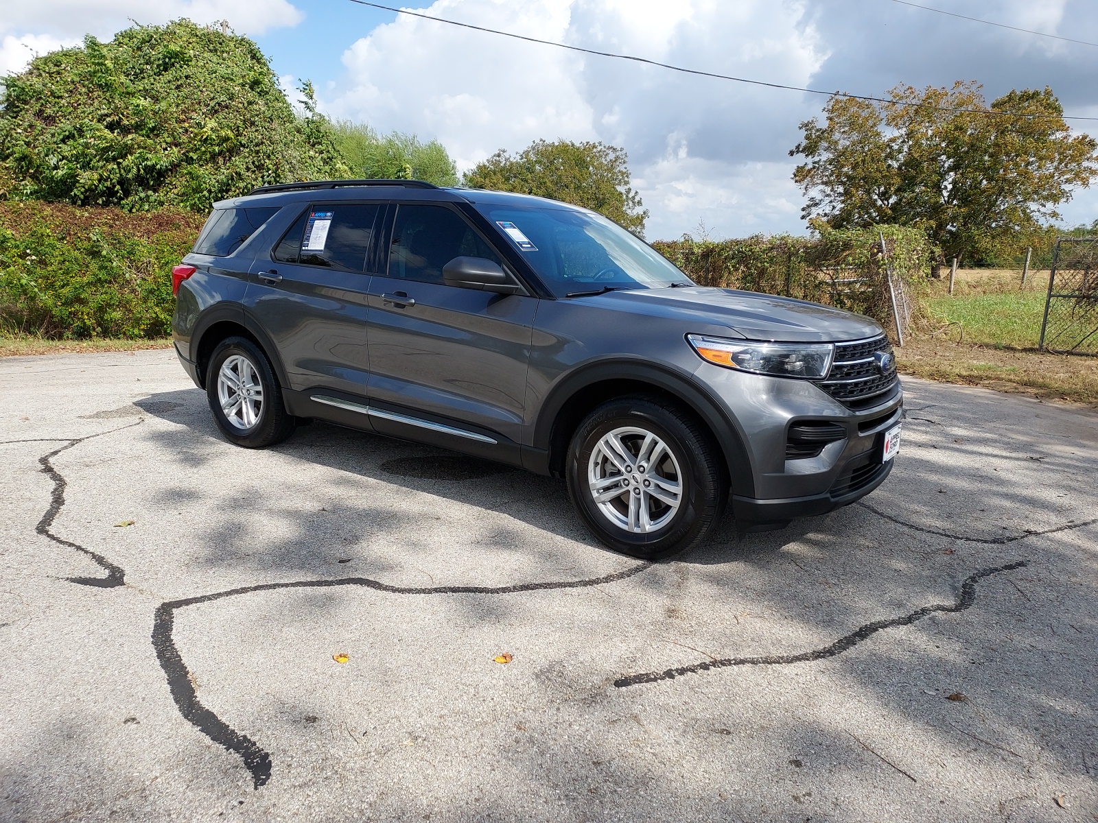 2022 Ford Explorer XLT 1