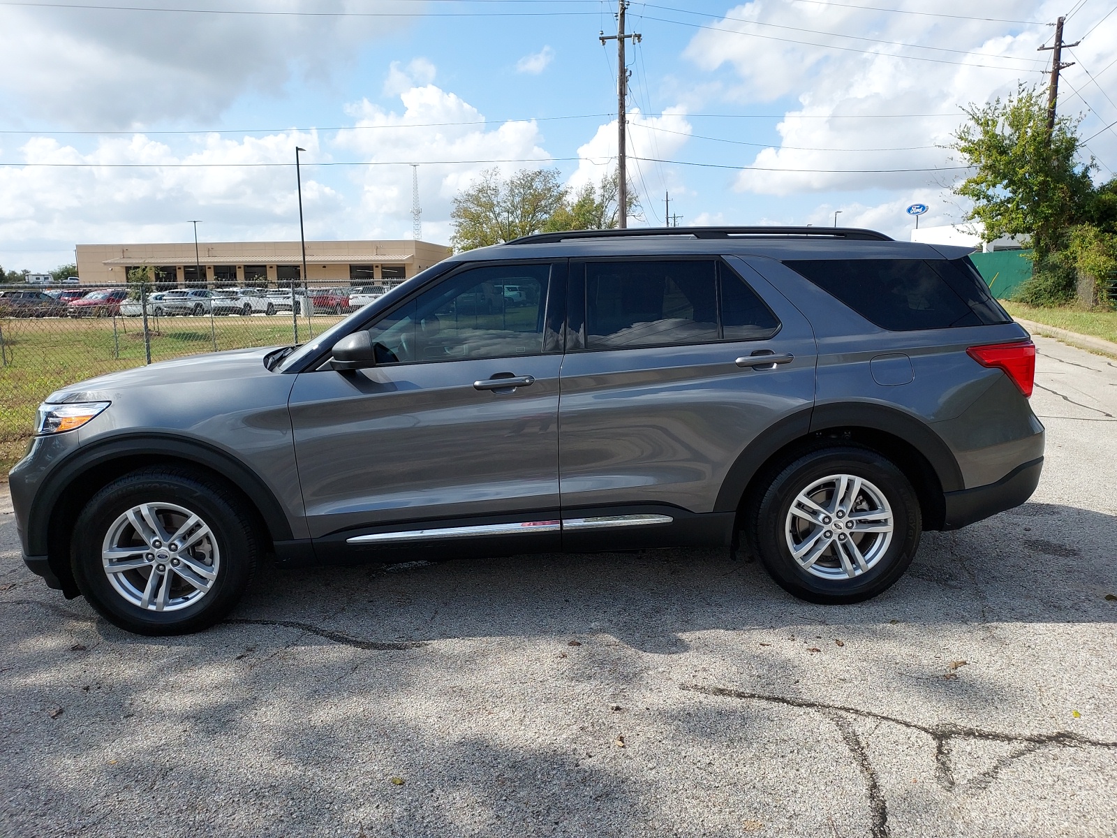 2022 Ford Explorer XLT 6