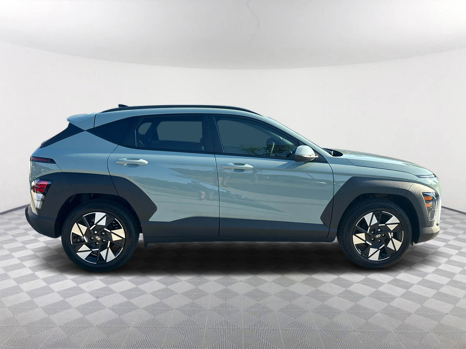 2025 Hyundai Kona SEL 4