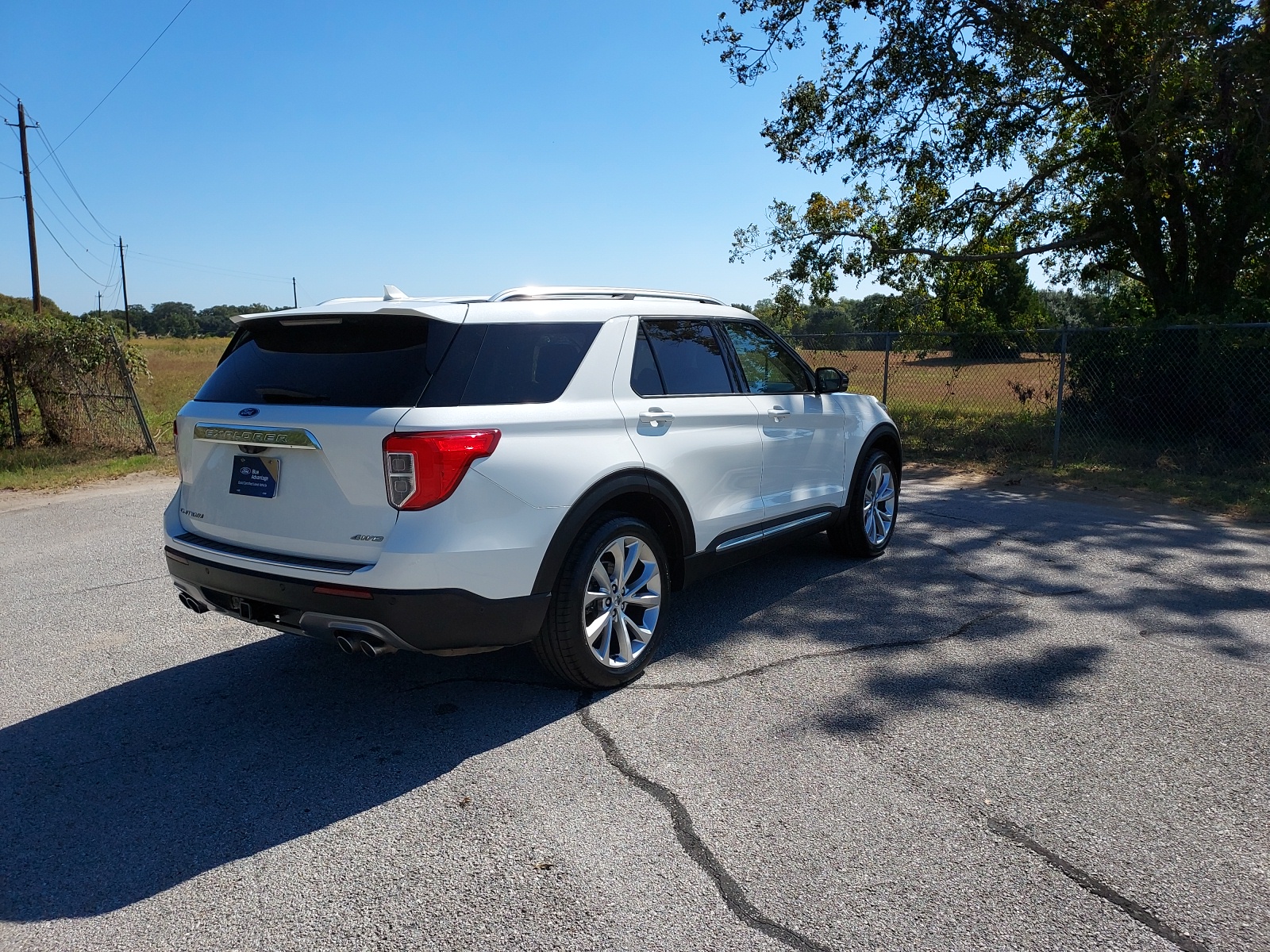 2021 Ford Explorer Platinum 3