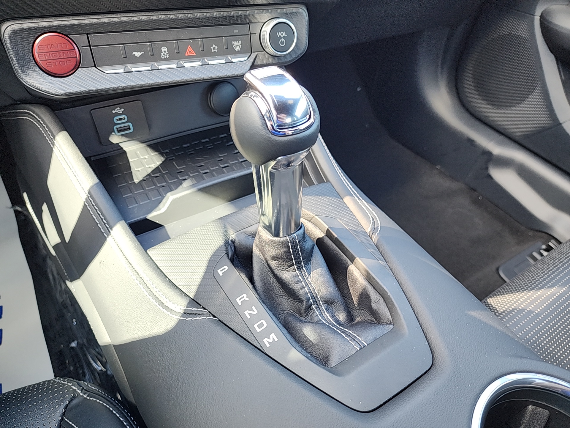 2024 Ford Mustang GT Premium 14