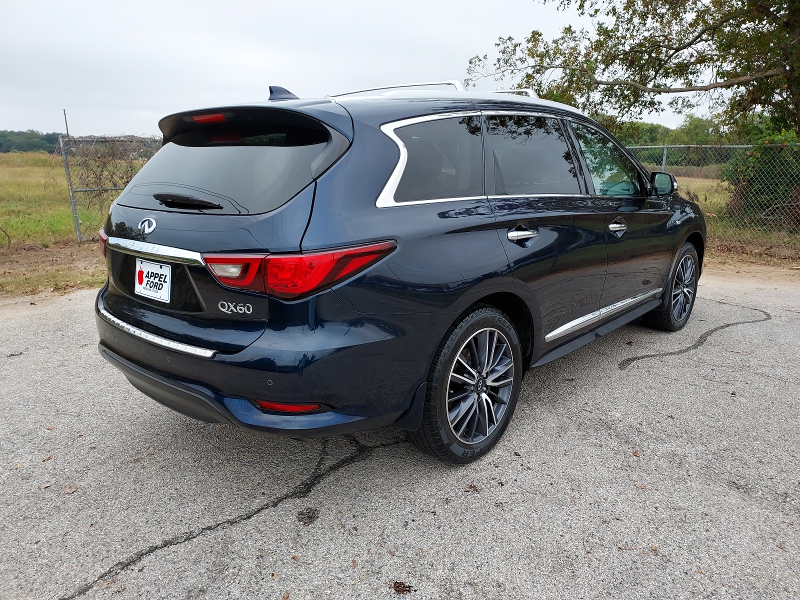 2020 INFINITI QX60 LUXE 2