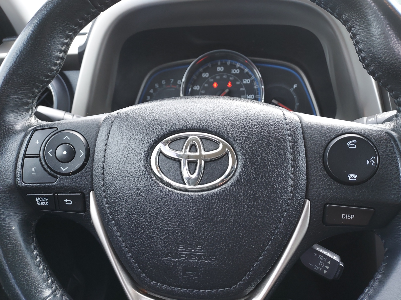 2015 Toyota RAV4 Limited 23