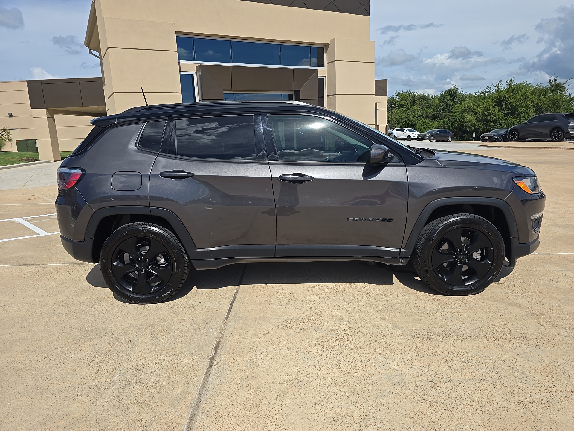 2020 Jeep Compass Altitude 8