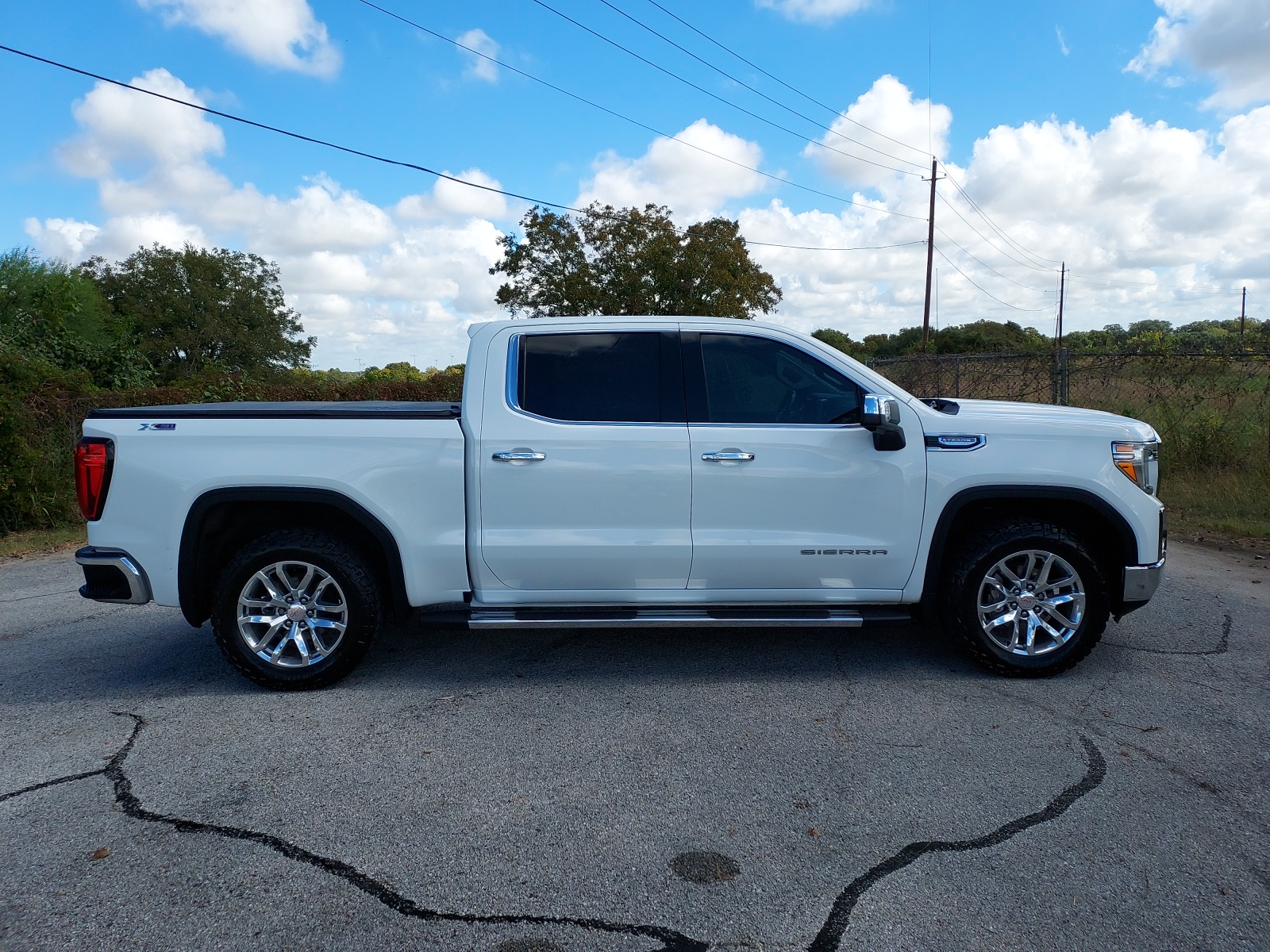 2020 GMC Sierra SLT 2